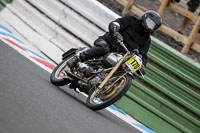 Vintage-motorcycle-club;eventdigitalimages;mallory-park;mallory-park-trackday-photographs;no-limits-trackdays;peter-wileman-photography;trackday-digital-images;trackday-photos;vmcc-festival-1000-bikes-photographs